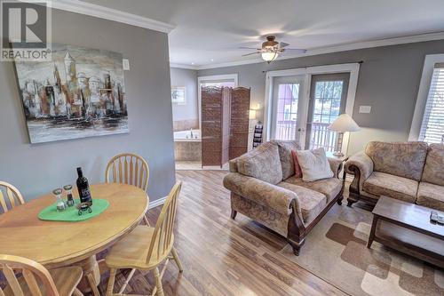 Garage apt living-dining - 9-13 Chalkers Lane, Avondale, NL 