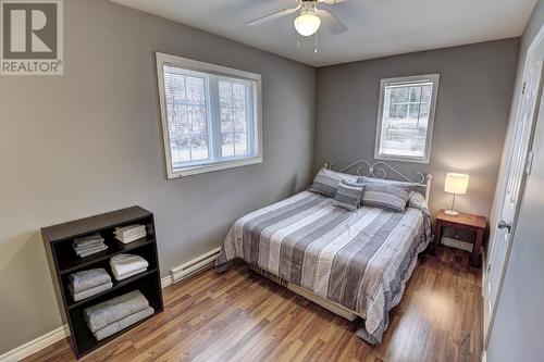 Garage apt bedroom - 9-13 Chalkers Lane, Avondale, NL 