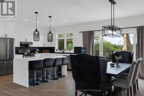 20 Hawkins Point Road, Georgian Bay, ON 