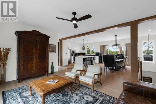 20 Hawkins Point Road, Georgian Bay, ON 