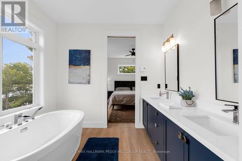20 Hawkins Point Road, Georgian Bay, ON 