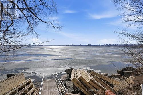 868 Danforth Place, Burlington, ON 