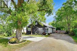 16175 JANE STREET King, ON L7B 0G3