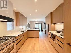 63 EASTBOURNE CRESCENT  Toronto, ON M8V 1W7