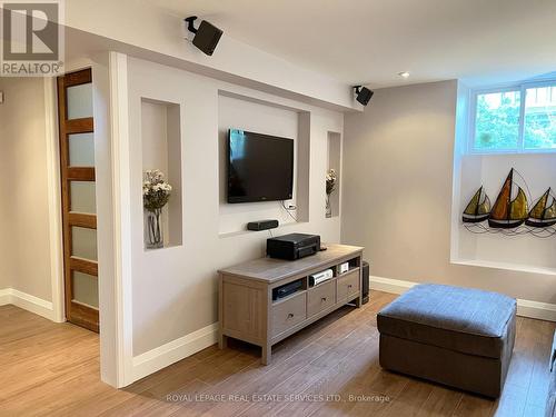 63 Eastbourne Crescent, Toronto, ON 