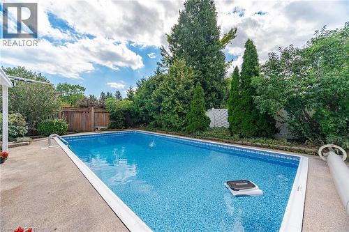2452 Yarmouth Crescent, Oakville, ON 
