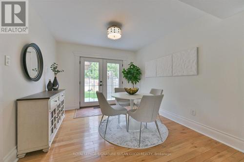 Dining room with walk out to oversized deck - 29 Topham Road, Toronto, ON 