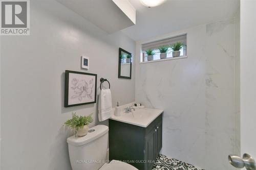 Bsmt 3 pce bathroom - 29 Topham Road, Toronto, ON 