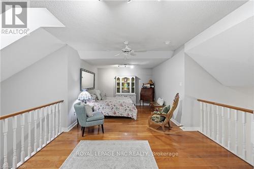 16 Red Haven Drive, Grimsby, ON 