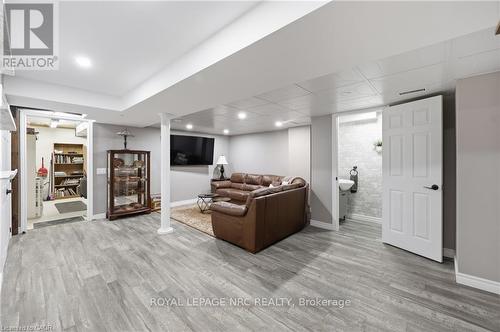 16 Red Haven Drive, Grimsby, ON 