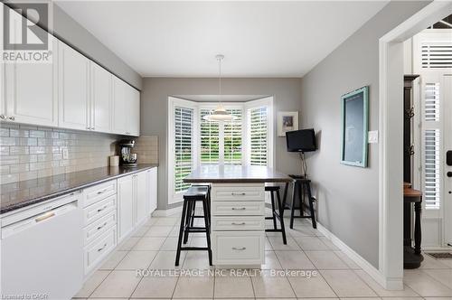 16 Red Haven Drive, Grimsby, ON 