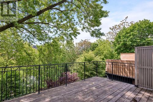 107 Roxborough Street W, Toronto, ON 