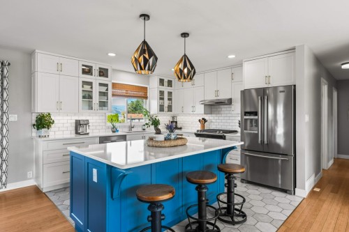 5664 L & A Road, Vernon, BC 