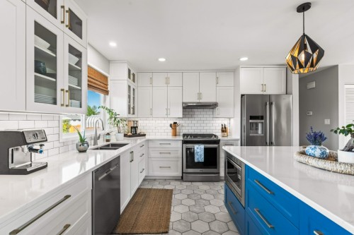 5664 L & A Road, Vernon, BC 