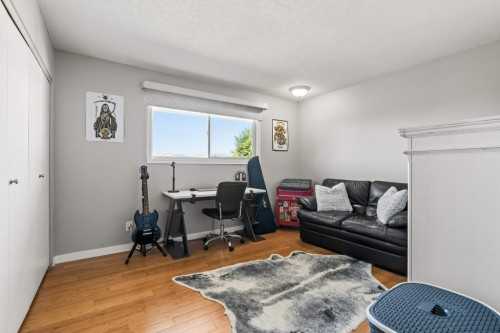 5664 L & A Road, Vernon, BC 