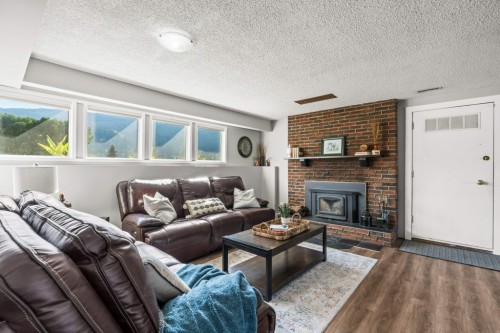 5664 L & A Road, Vernon, BC 