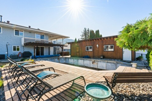5664 L & A Road, Vernon, BC 