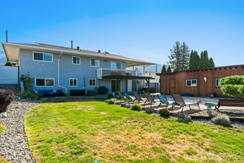 5664 L & A Road, Vernon, BC 