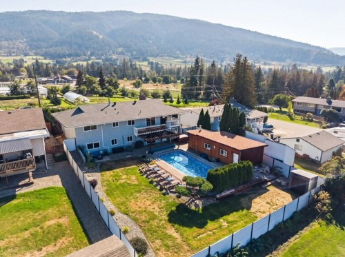 5664 L & A Road, Vernon, BC 