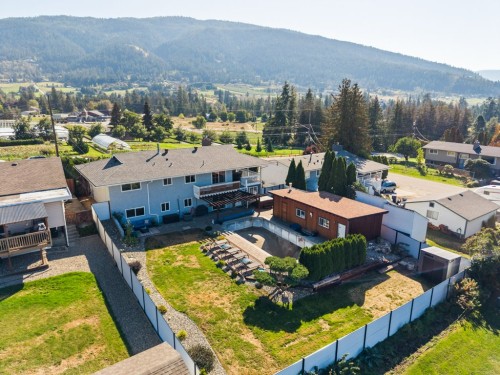 5664 L & A Road, Vernon, BC 