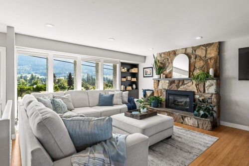 5664 L & A Road, Vernon, BC 