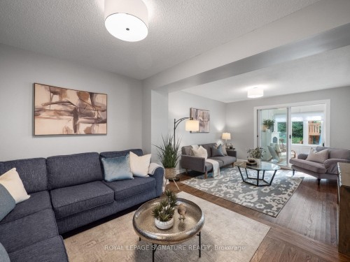 94 Clappison Boulevard, Toronto, ON 