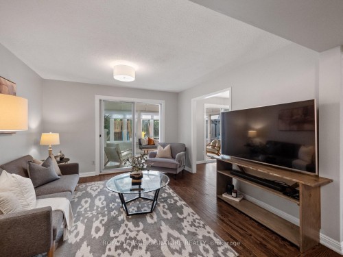 94 Clappison Boulevard, Toronto, ON 