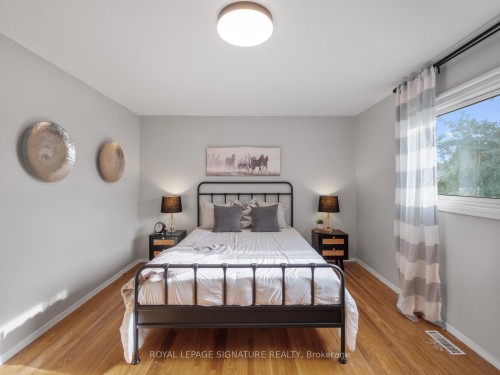94 Clappison Boulevard, Toronto, ON 