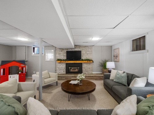 94 Clappison Boulevard, Toronto, ON 
