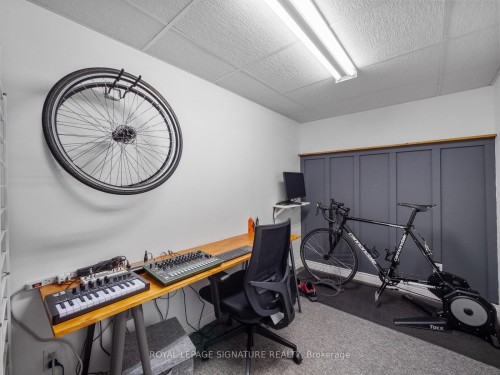 94 Clappison Boulevard, Toronto, ON 