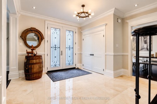 18 Elder Crescent, Hamilton, ON 