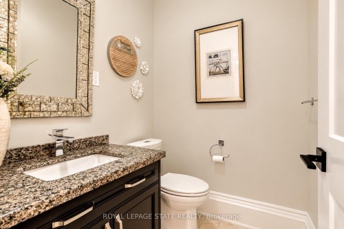 18 Elder Crescent, Hamilton, ON 