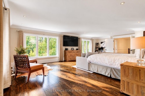 18 Elder Crescent, Hamilton, ON 