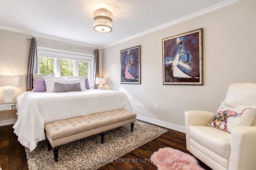 18 Elder Crescent, Hamilton, ON 