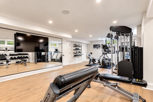 18 Elder Crescent, Hamilton, ON 