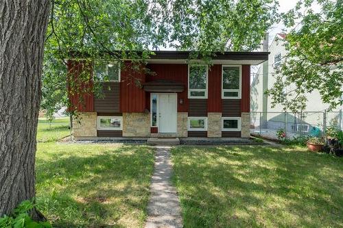 222 Poplar Ave, Winnipeg, MB 