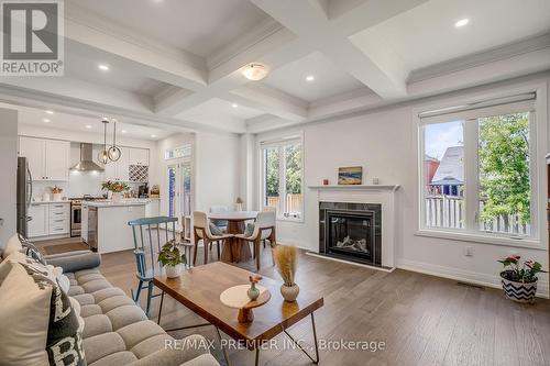 25 Low Boulevard, Uxbridge, ON 