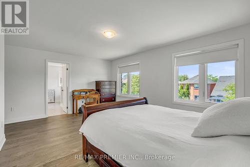 25 Low Boulevard, Uxbridge, ON 