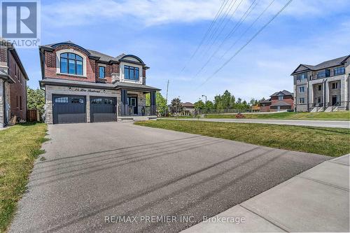 25 Low Boulevard, Uxbridge, ON 
