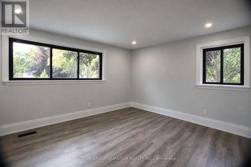 1237 Sycamore Drive, Burlington, ON 