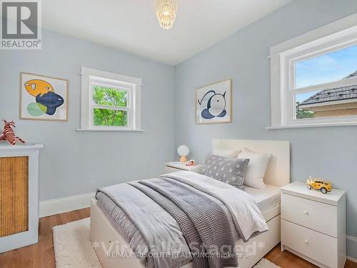 16 Glen Avenue, Smiths Falls, ON 