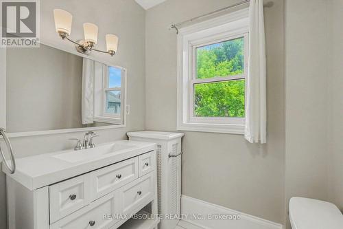 16 Glen Avenue, Smiths Falls, ON 