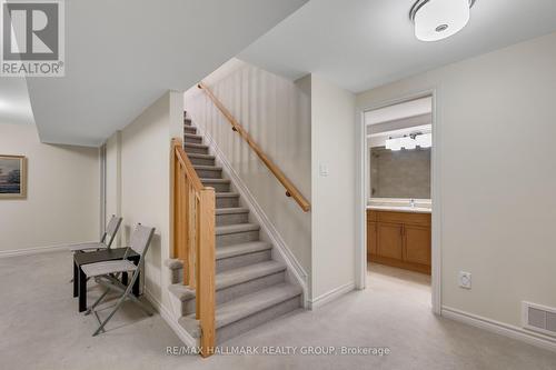 66 Kayenta Street, Ottawa, ON 