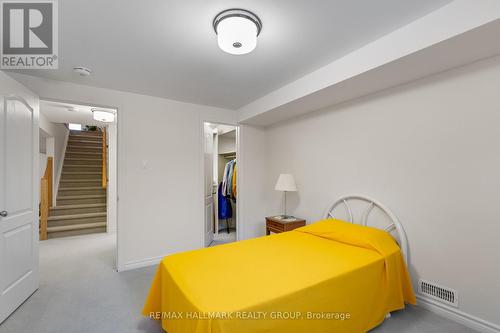 66 Kayenta Street, Ottawa, ON 
