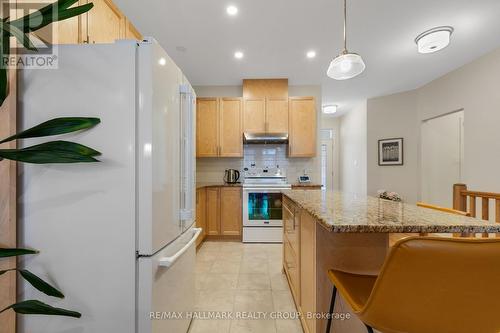 66 Kayenta Street, Ottawa, ON 