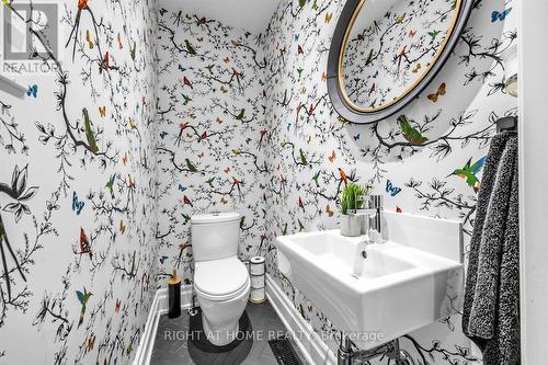 21 Austin Terrace, Toronto, ON 