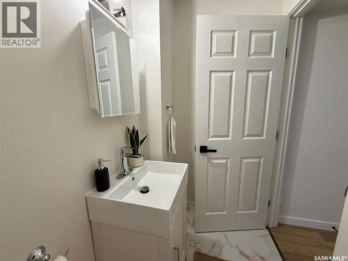 502 8Th Street E, Prince Albert, SK 
