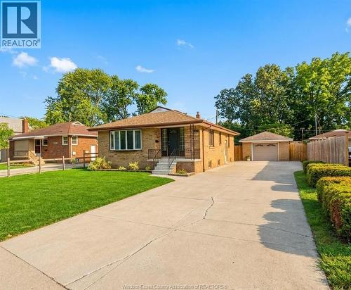 4245 WYANDOTTE STREET East  Windsor, ON N8Y 1G8