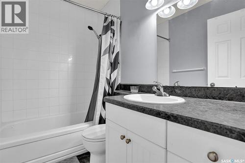 176-178 Rothwell Crescent, Regina, SK 