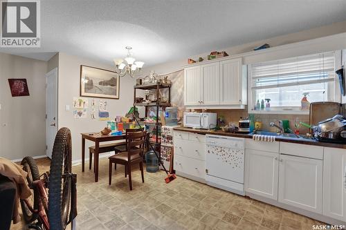 176-178 Rothwell Crescent, Regina, SK 